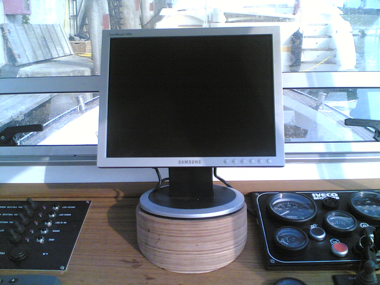 08112006(008)